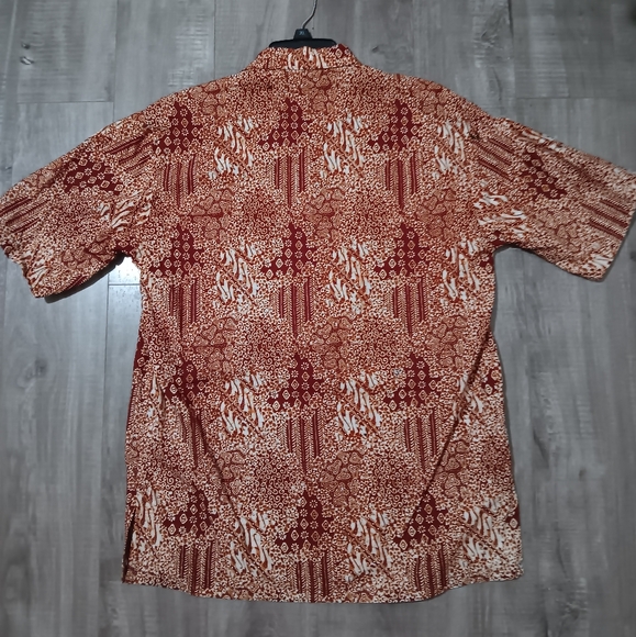 Hawaiian shirt - Picture 3 of 3